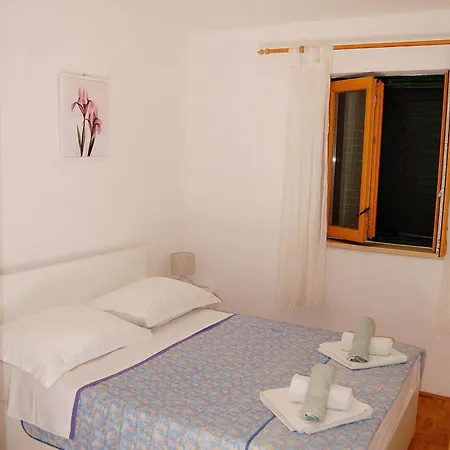 House Diana In Pasman, Family-friendly Retreat Pašman